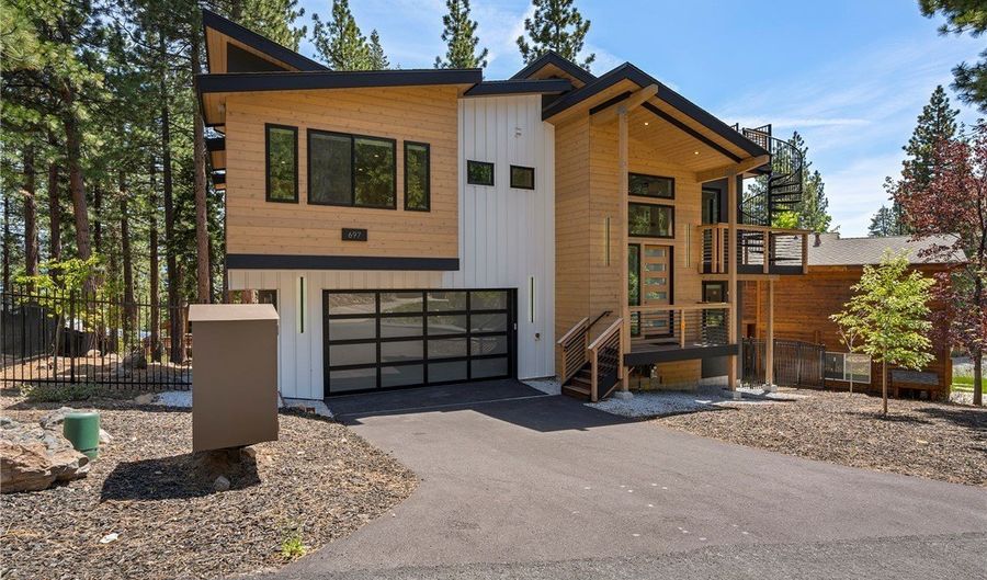 697 Tumbleweed Cir, Incline Village, NV 89451 - 4 Beds, 3 Bath