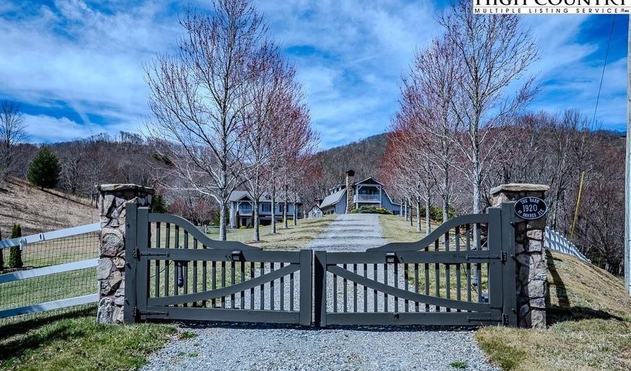 1920 1922 Worley Rd, Banner Elk, NC 28604 - 3 Beds, 3 Bath