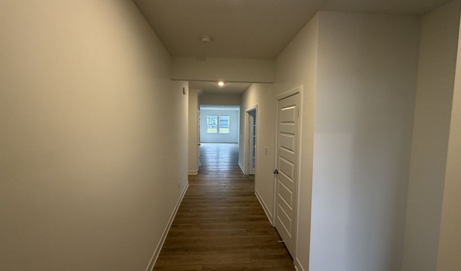 1111 Wessel Ln, Avon, IN 46123 - 5 Beds, 4 Bath