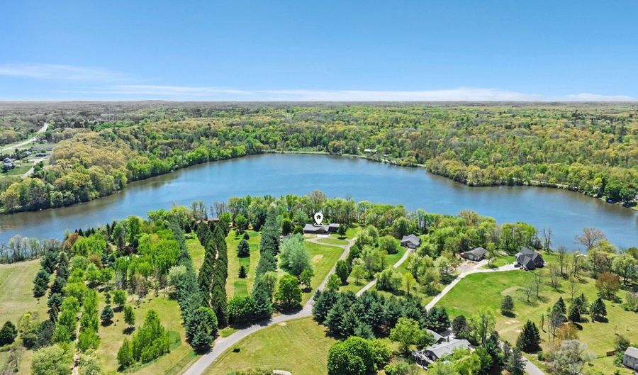 3450 Snow Farm Ln, Allegan, MI 49010 - 5 Beds, 4 Bath