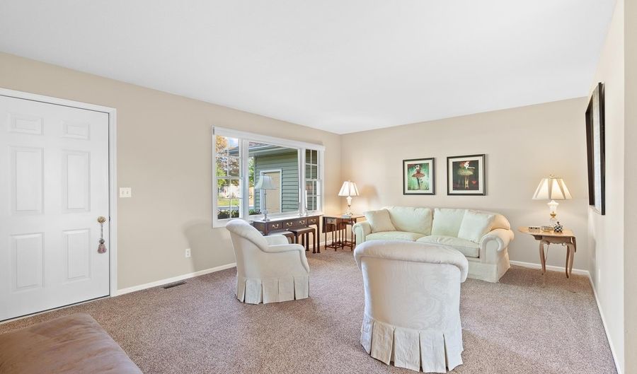 3109 E Northmor, Adrian, MI 49221 - 3 Beds, 3 Bath