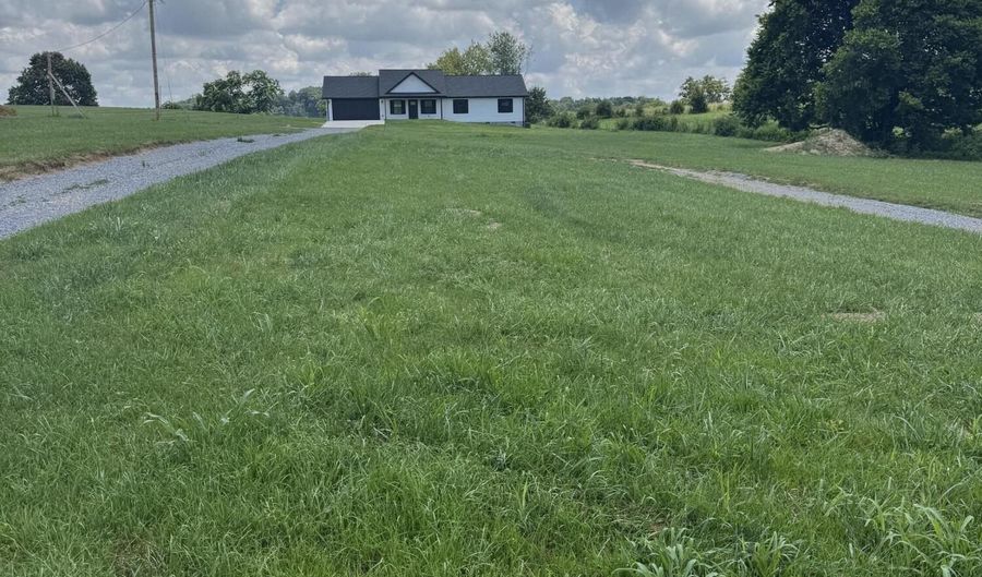 5920 Snapps Ferry Rd, Afton, TN 37616 - 3 Beds, 2 Bath