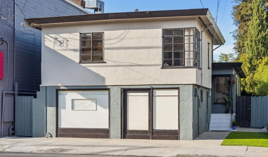 2109 Lincoln Ave, Alameda, CA 94501 - 4 Beds, 3 Bath