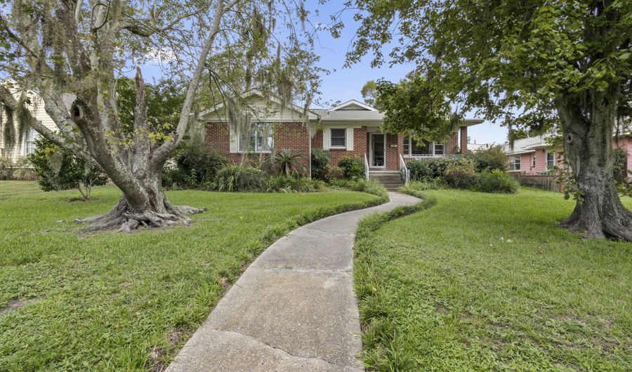 487 Oaklawn Pl, Biloxi, MS 39530 - 3 Beds, 2 Bath