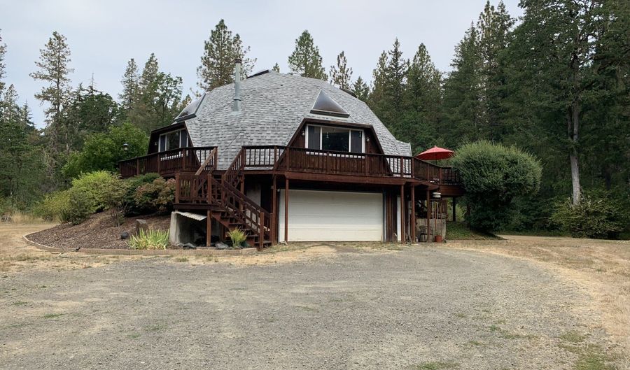 23555 SUTTLE Rd, Veneta, OR 97487 - 4 Beds, 3 Bath