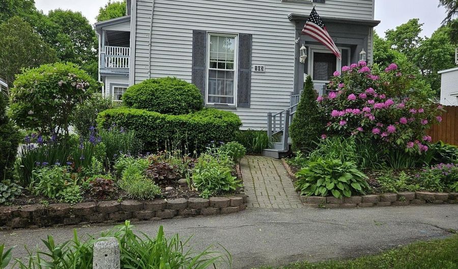 103 4th St, Bangor, ME 04401 - 4 Beds, 3 Bath