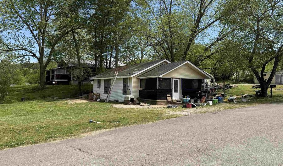 7081 7th Ave, Altoona, AL 35952 - 2 Beds, 1 Bath