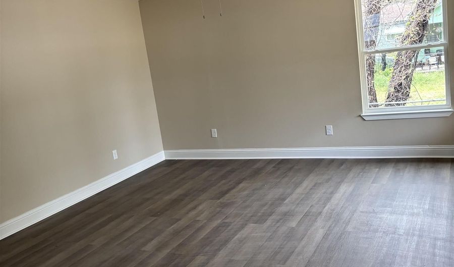2742 Sherwood St, Baton Rouge, LA 70805 - 3 Beds, 2 Bath