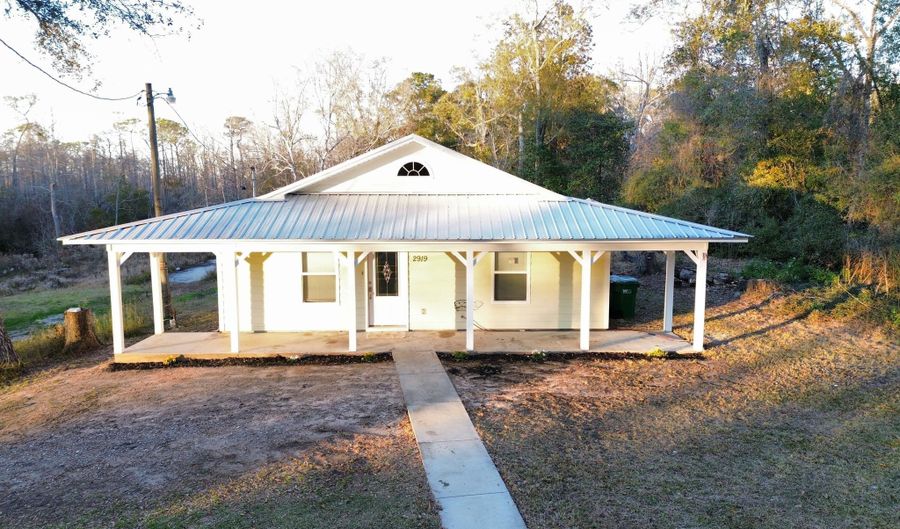 2919 Indiantown Rd, Moss Point, MS 39562 - 2 Beds, 2 Bath