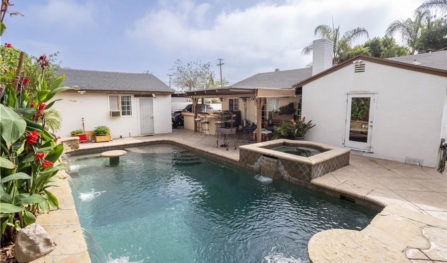 13021 Crowley St, Arleta, CA 91331 - 3 Beds, 2 Bath