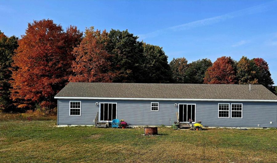 303 Westwood Rd NW, Alden, MI 49612 - 4 Beds, 3 Bath