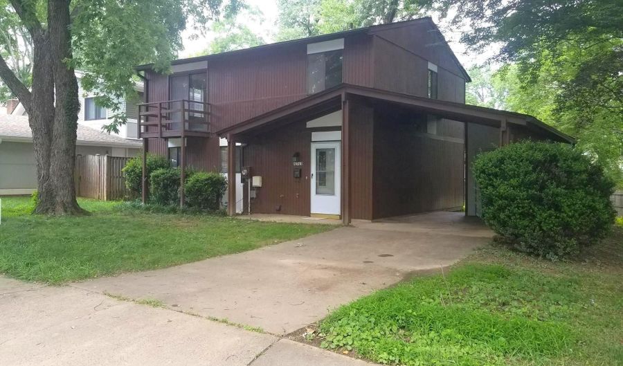 6363 11TH Rd N, Arlington, VA 22205 - 3 Beds, 3 Bath