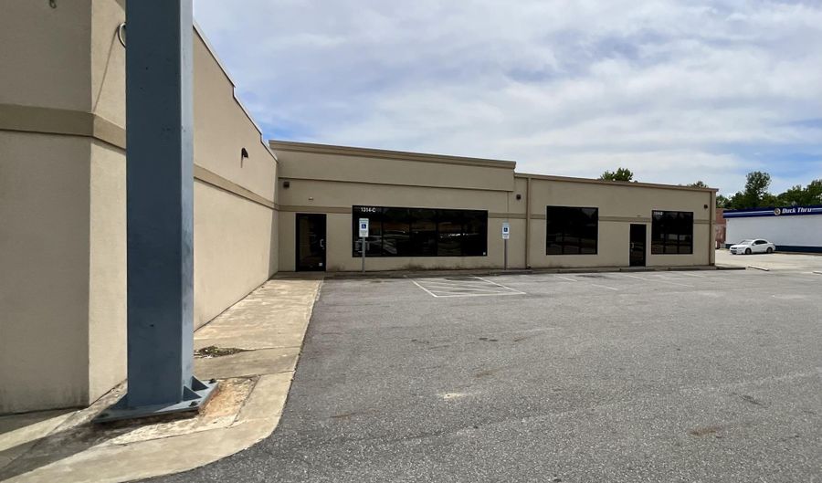 1314 E Memorial Dr E A, B, C & D, Ahoskie, NC 27910 - 0 Beds, 0 Bath