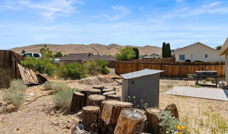 244 Walker St, Gardnerville, NV 89410 - 4 Beds, 2 Bath