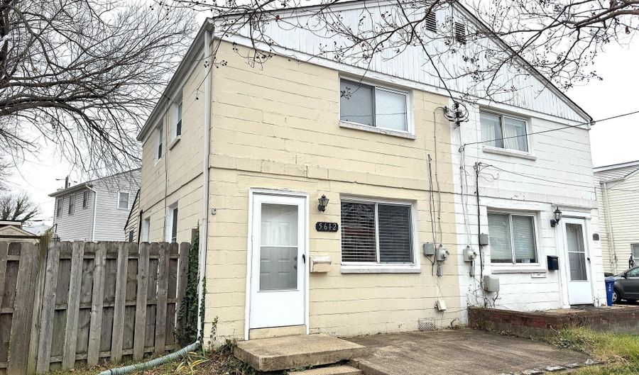 5612 7TH Rd S, Arlington, VA 22204 - 3 Beds, 2 Bath