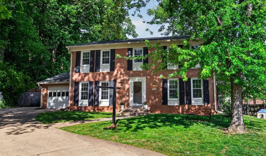 3495 PENCE Ct, Annandale, VA 22003 - 4 Beds, 4 Bath