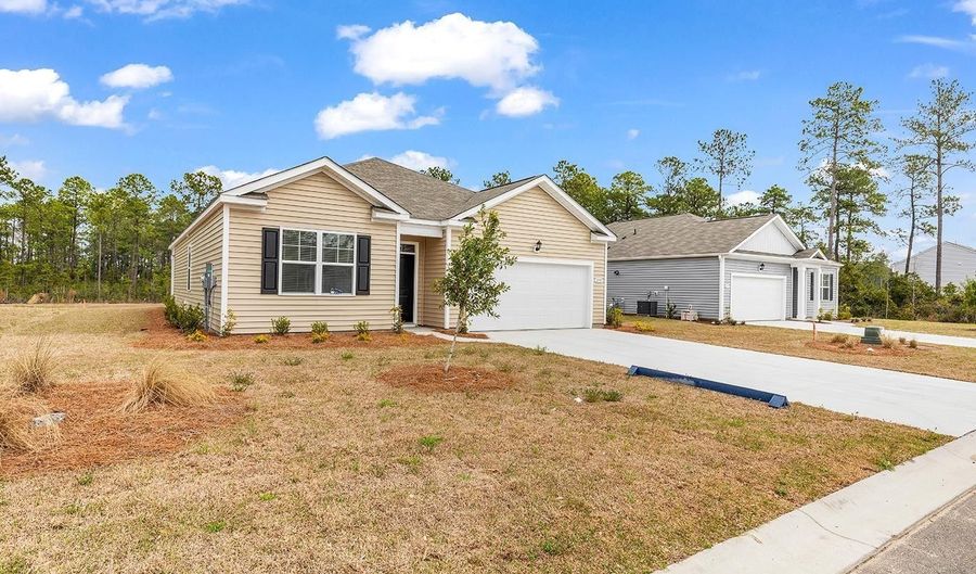 2351 Blackthorn Dr, Conway, SC 29526 - 4 Beds, 2 Bath
