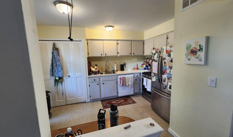 2754 Page Ave, Ann Arbor, MI 48104 - 2 Beds, 2 Bath