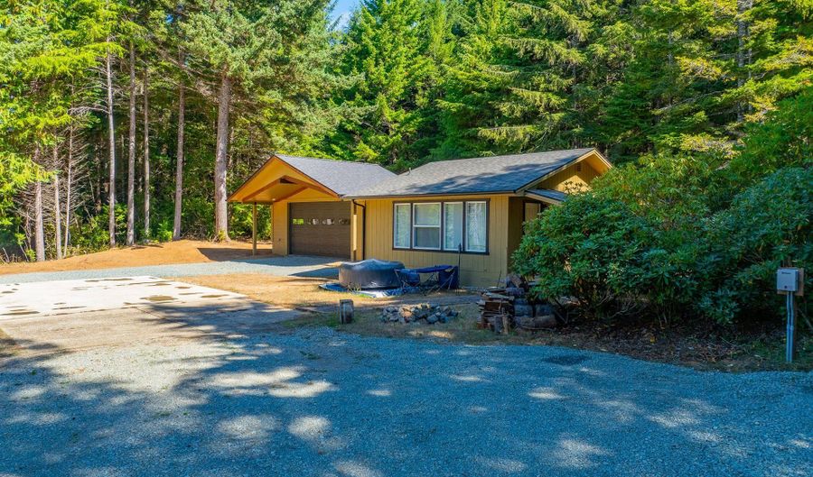 88627 WEISS ESTATES Ln, Bandon, OR 97411 - 1 Beds, 1 Bath