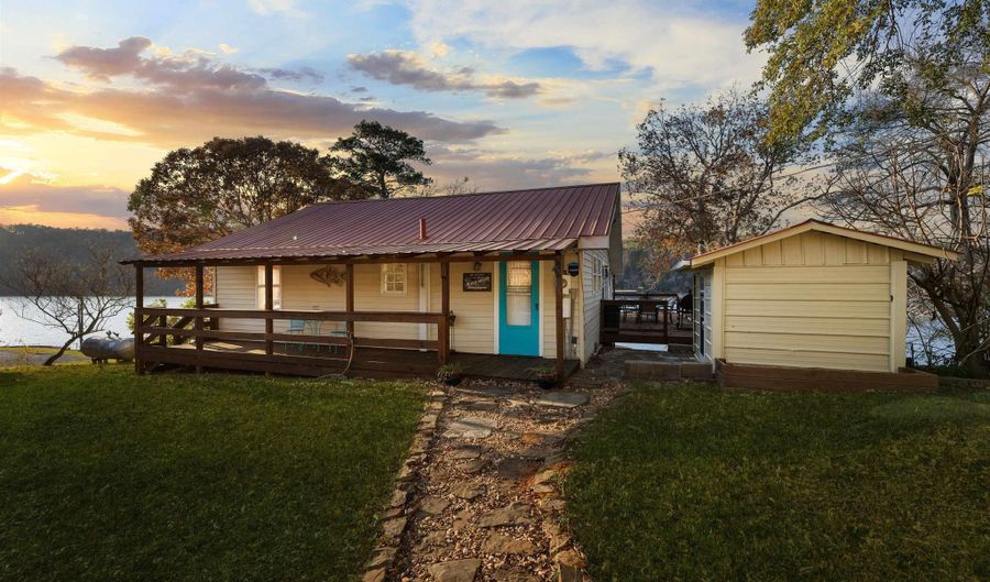 8789 SMITH CAMP Rd, Adger, AL 35006 - 2 Beds, 1 Bath