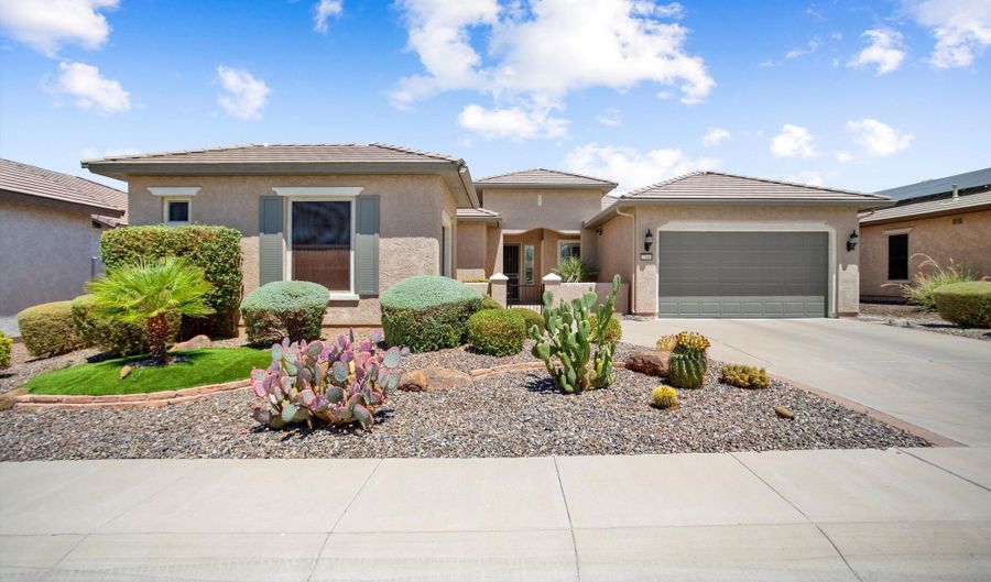 27068 W YUKON Dr, Buckeye, AZ 85396 - 2 Beds, 2 Bath