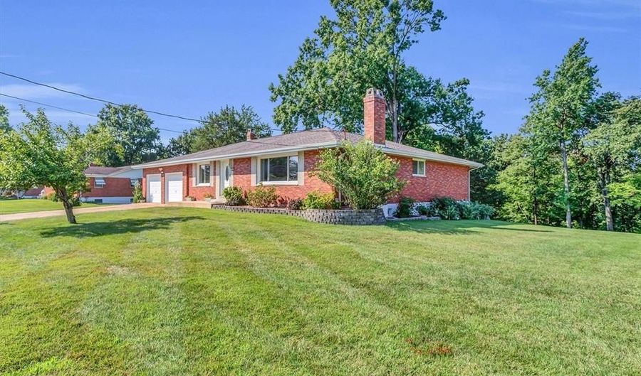 2459 Villa Dr, Arnold, MO 63010 - 3 Beds, 3 Bath