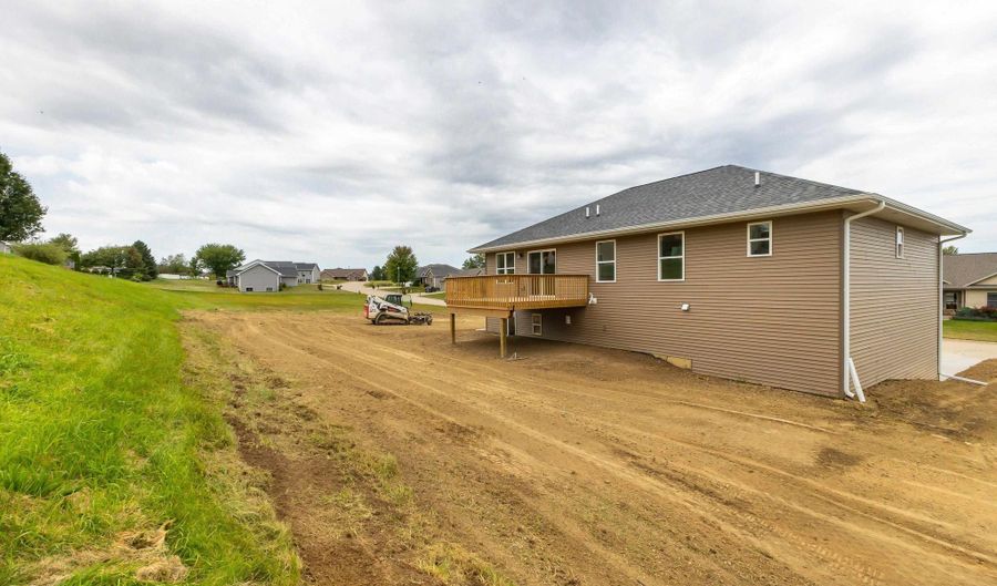 6100 Lynbrook, Asbury, IA 52002 - 4 Beds, 3 Bath