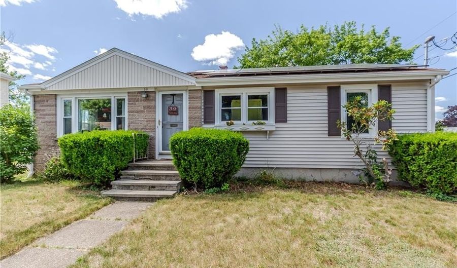 39 Fairview Ave, East Providence, RI 02914 - 3 Beds, 2 Bath