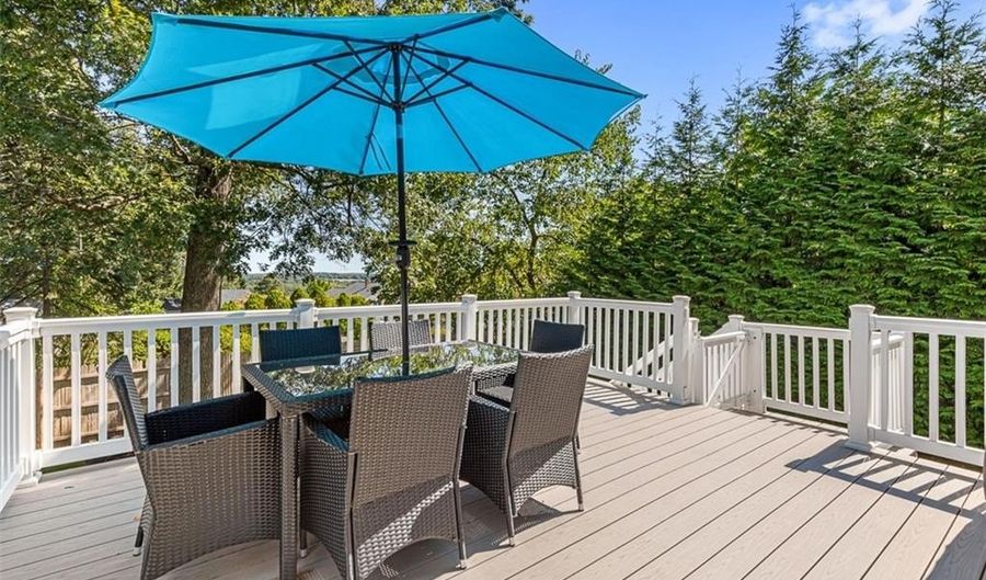 123 Terrace Ave, Cumberland, RI 02864 - 3 Beds, 4 Bath