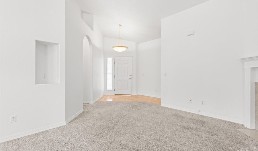 6270 N Sparkford Way, Boise, ID 83713 - 3 Beds, 2 Bath