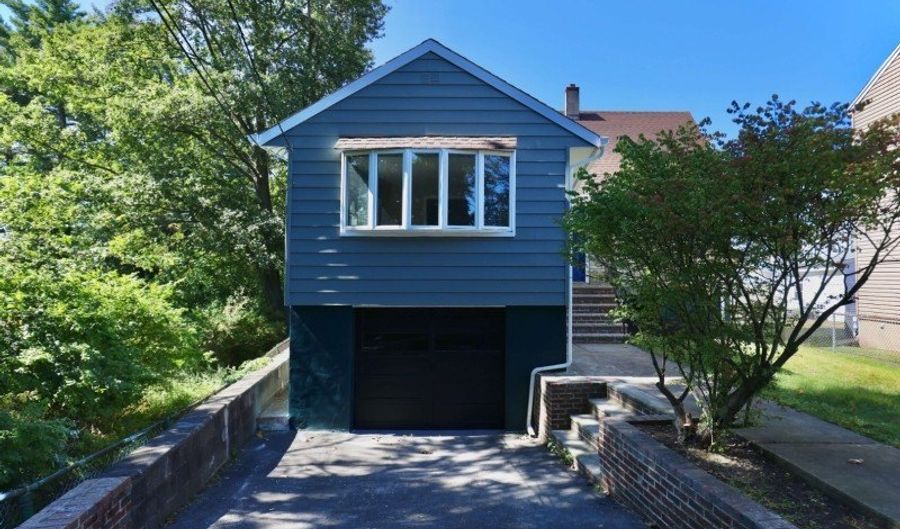 1 Charles St, Belleville, NJ 07109 - 4 Beds, 1 Bath