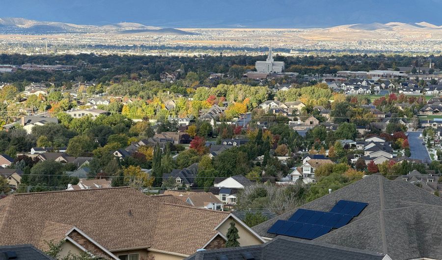 3373 BEAR CANYON Ln, Cedar Hills, UT 84062 - 5 Beds, 6 Bath