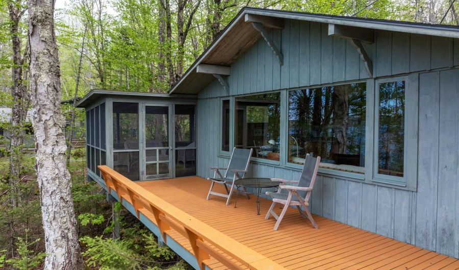 305 Bay View Dr, Bar Harbor, ME 04609 - 2 Beds, 1 Bath