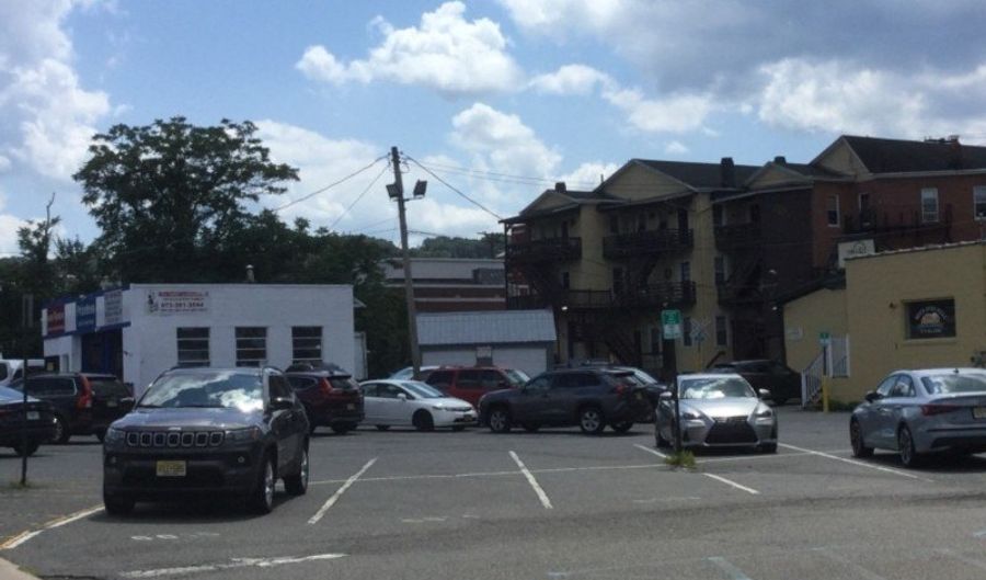 51 N Morris St, Andover, NJ 07801 - 2 Beds, 1 Bath