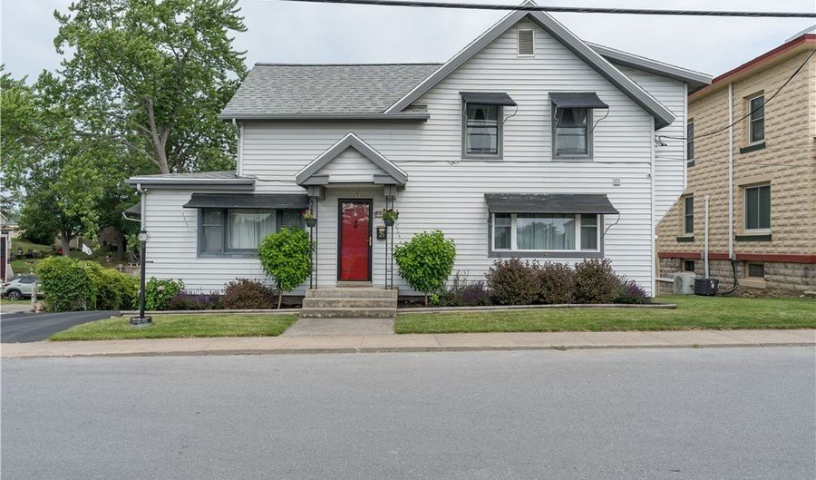 26 Otter St, Alexandria, NY 13607 - 4 Beds, 5 Bath
