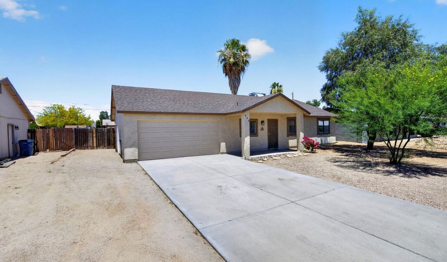690 E OSAGE Ave, Apache Junction, AZ 85119 - 3 Beds, 2 Bath