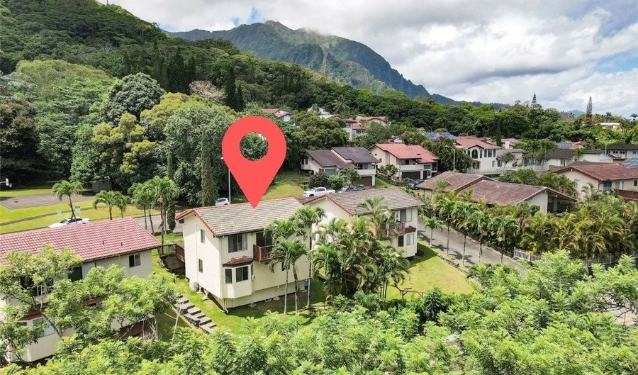 45-732 Pookela St, Kaneohe, HI 96744 - 3 Beds, 3 Bath