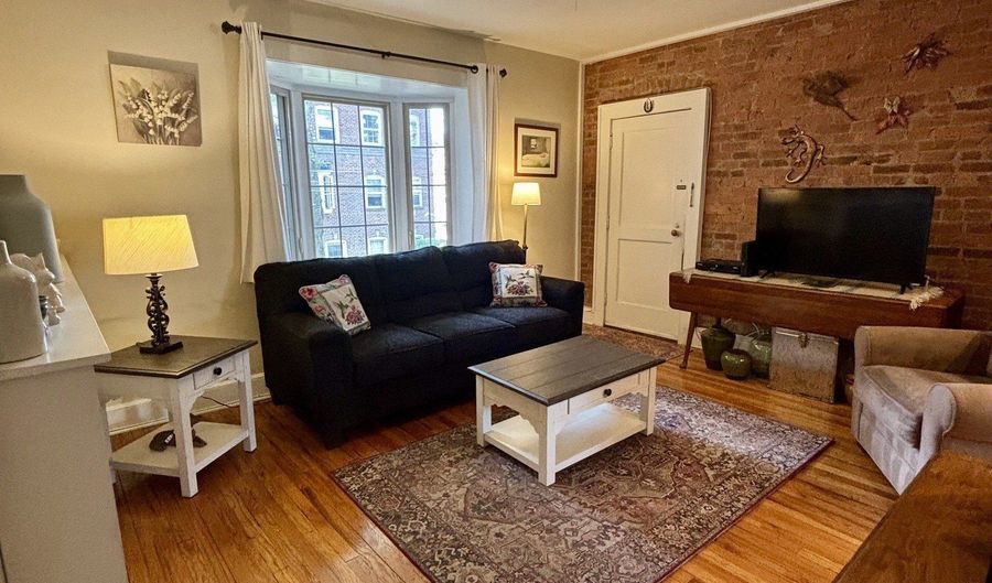 62 Rowsley St 4, Bridgeport, CT 06605 - 2 Beds, 1 Bath