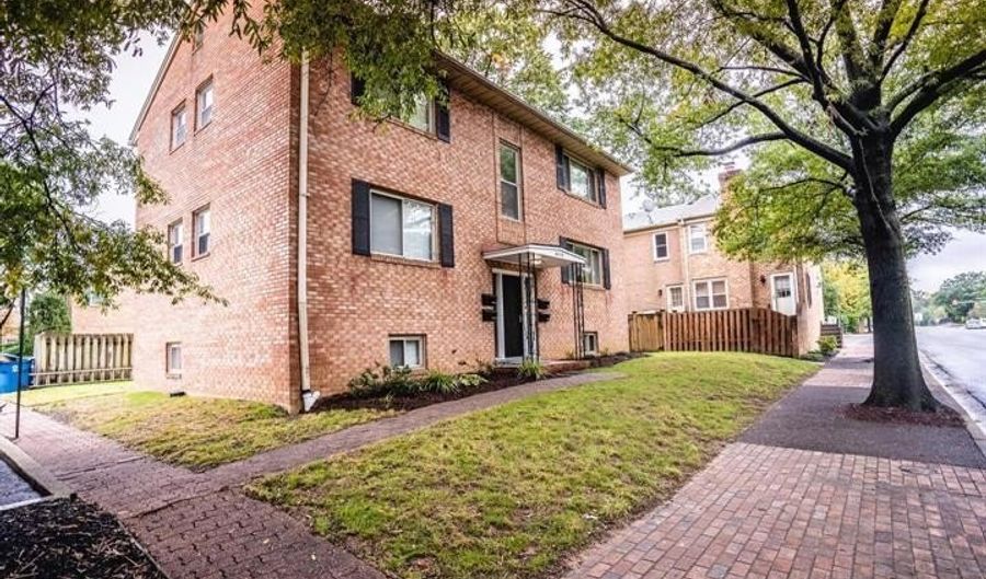4510 WASHINGTON Blvd 2, Arlington, VA 22201 - 2 Beds, 1 Bath