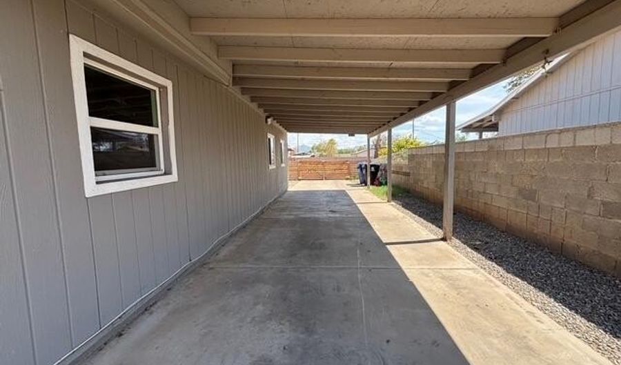 11014 W COCOPAH St, Avondale, AZ 85323 - 3 Beds, 2 Bath