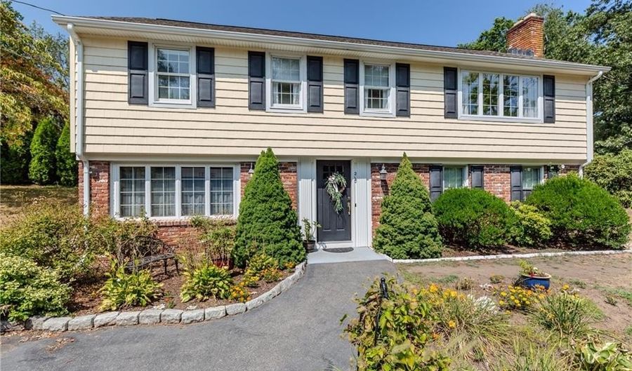 210 Essex Rd, North Kingstown, RI 02852 - 3 Beds, 2 Bath