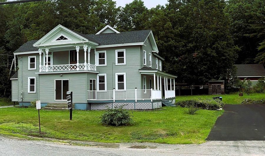 16 Church St, Belmont, NH 03220 - 4 Beds, 3 Bath