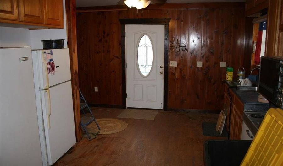 430 Rio Rd, Millsap, TX 76066 - 2 Beds, 2 Bath