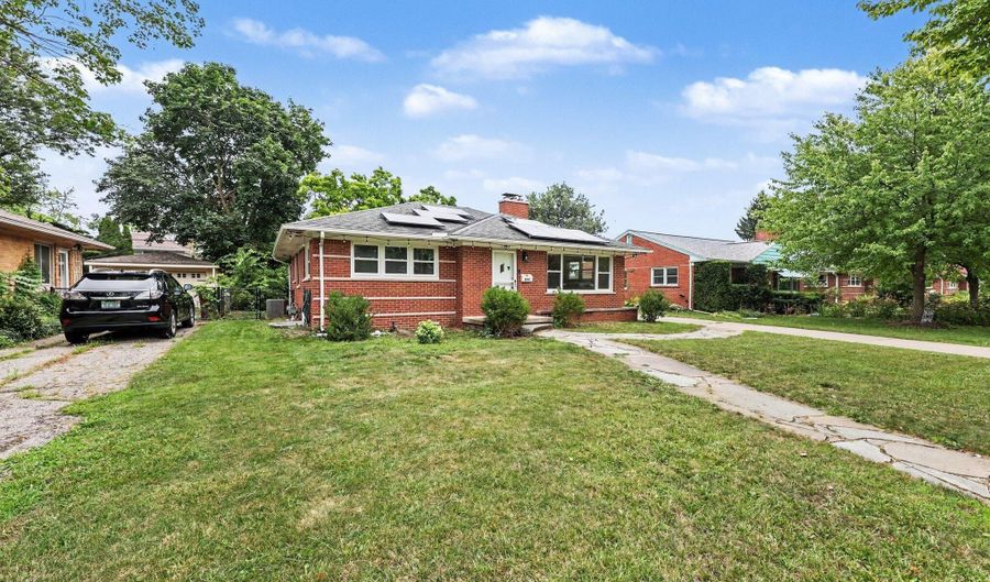 1597 Greenview Dr, Ann Arbor, MI 48103 - 4 Beds, 2 Bath