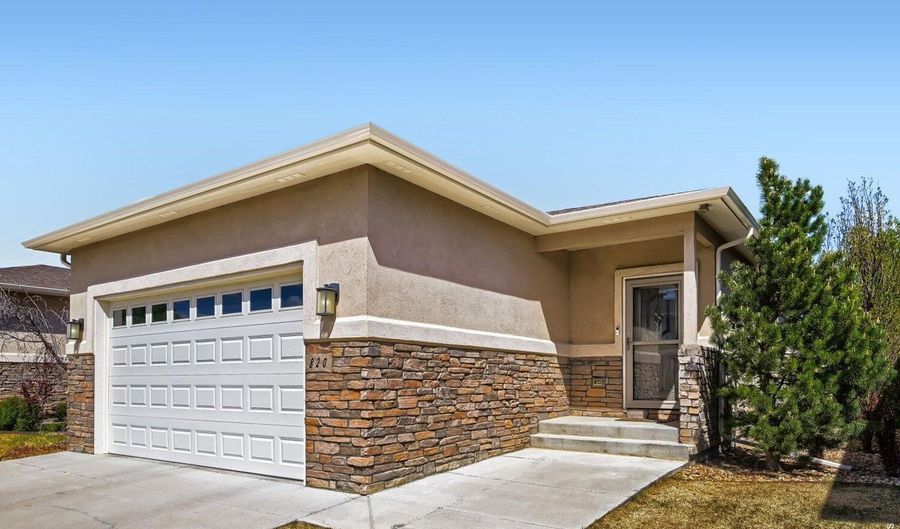 820 13th St, Berthoud, CO 80513 - 2 Beds, 2 Bath