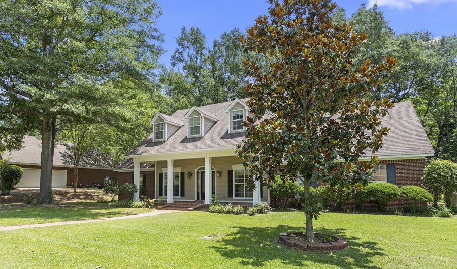 52 Eastgate Dr, Brandon, MS 39042 - 4 Beds, 3 Bath