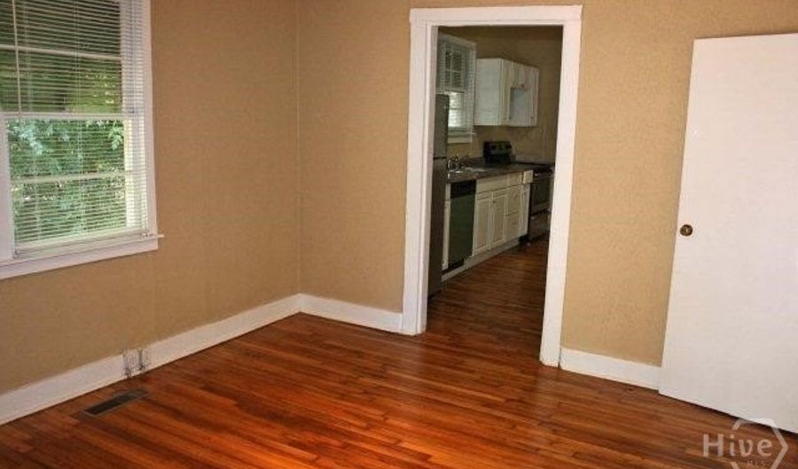 472 Whitehall Rd, Athens, GA 30605 - 3 Beds, 1 Bath