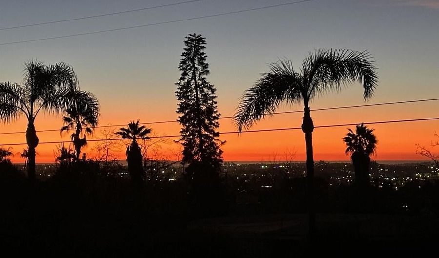 2357 Via Monserate, Fallbrook, CA 92084 - 2 Beds, 1 Bath