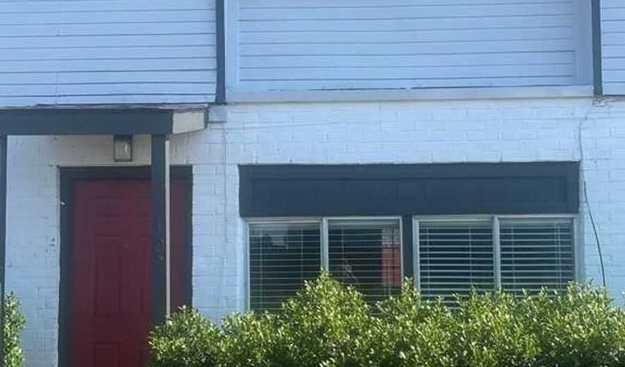811 N Spears St 102, Alvarado, TX 76009 - 2 Beds, 2 Bath