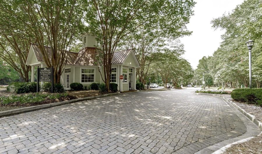 284 October Glory Dr, Blythewood, SC 29016 - 4 Beds, 4 Bath